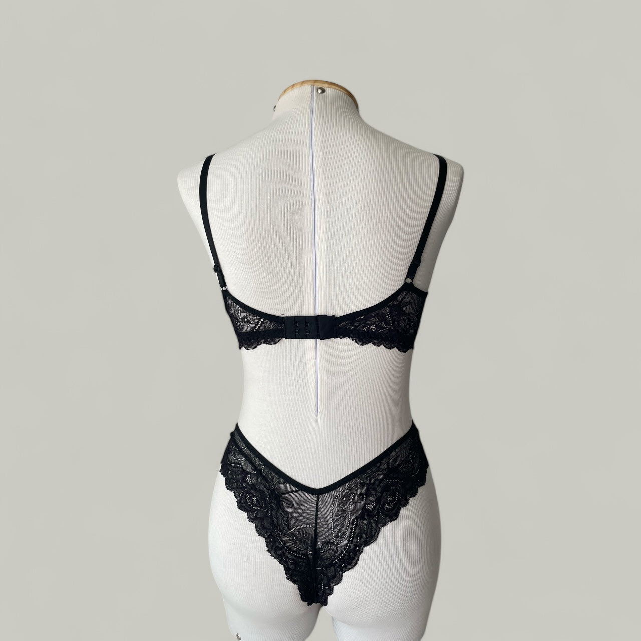 Conjunto Feminino Sem Bojo - Amora